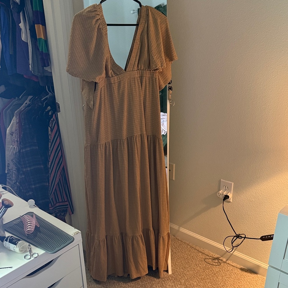 Elegant Brown Maxi Dress